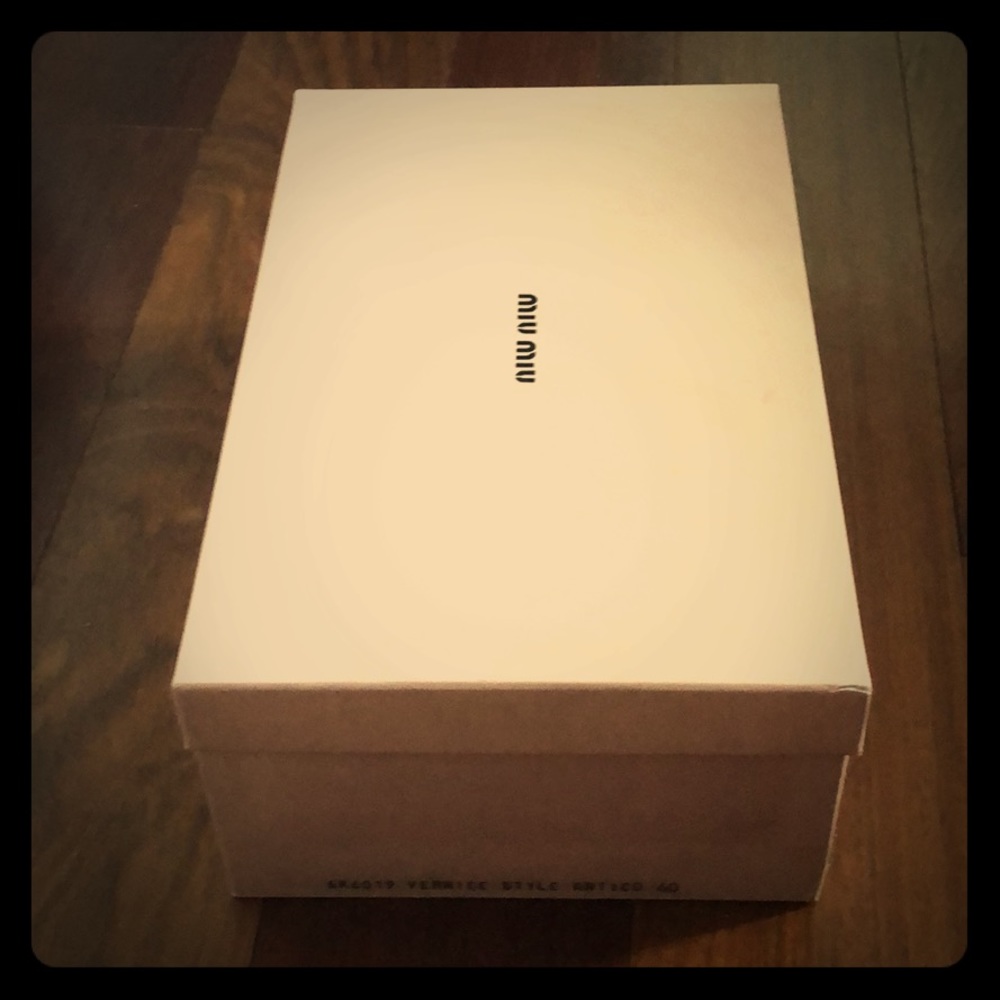 Miu miu box